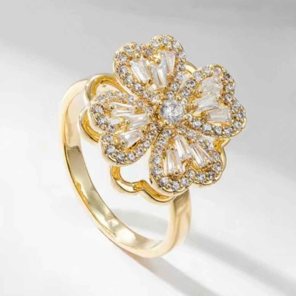 Jova NYC - Spinning Clover Ring (Gold)